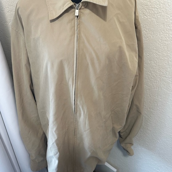 Perry Ellis Tan Lightweight Shirt Jacket with Zip-Up Closure - Picture 6 of 10